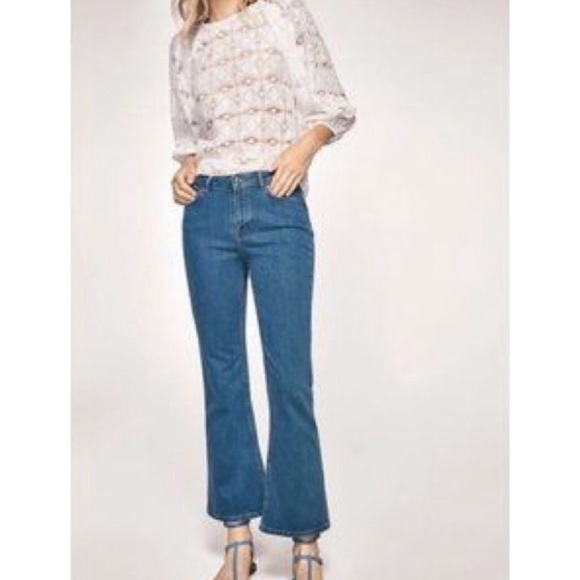 🎅🏻 3/$50 2x 👯‍♀️Host Pick⚡️Massimo Dutti High Rise Flare Ankle Jeans- with flaws - Picture 1 of 16